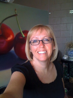 Painting Giant Cherries
2010 Painting Giant Cherries
2010